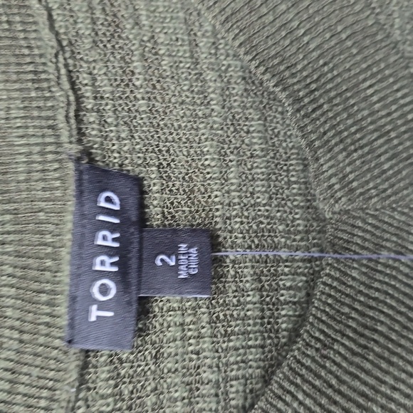 Torrid Slub Pullover Tunic V-Neck Cold Shoulder Sweater Fall 2x NWT NEW olive - Picture 8 of 11